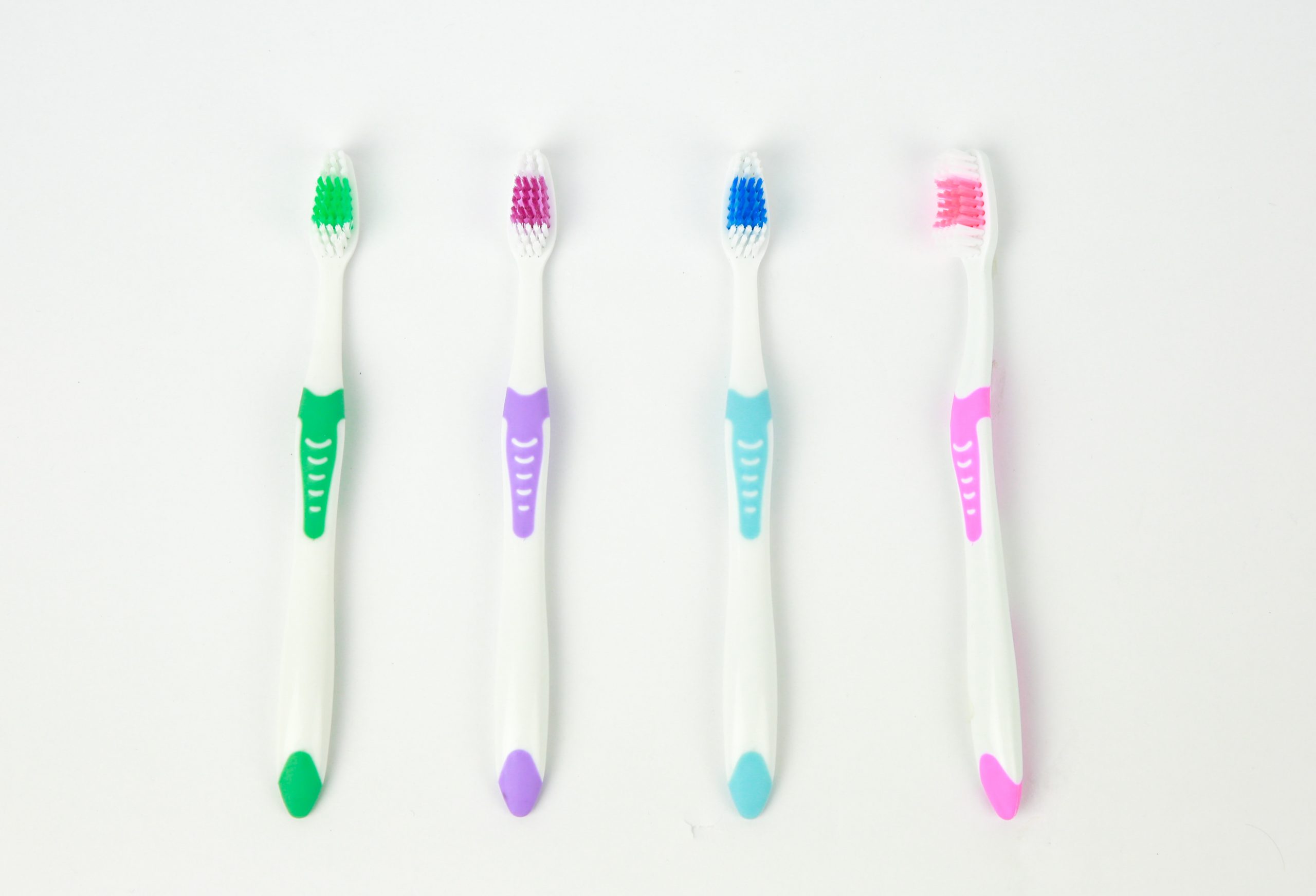 Adult toothbrush Model 3010