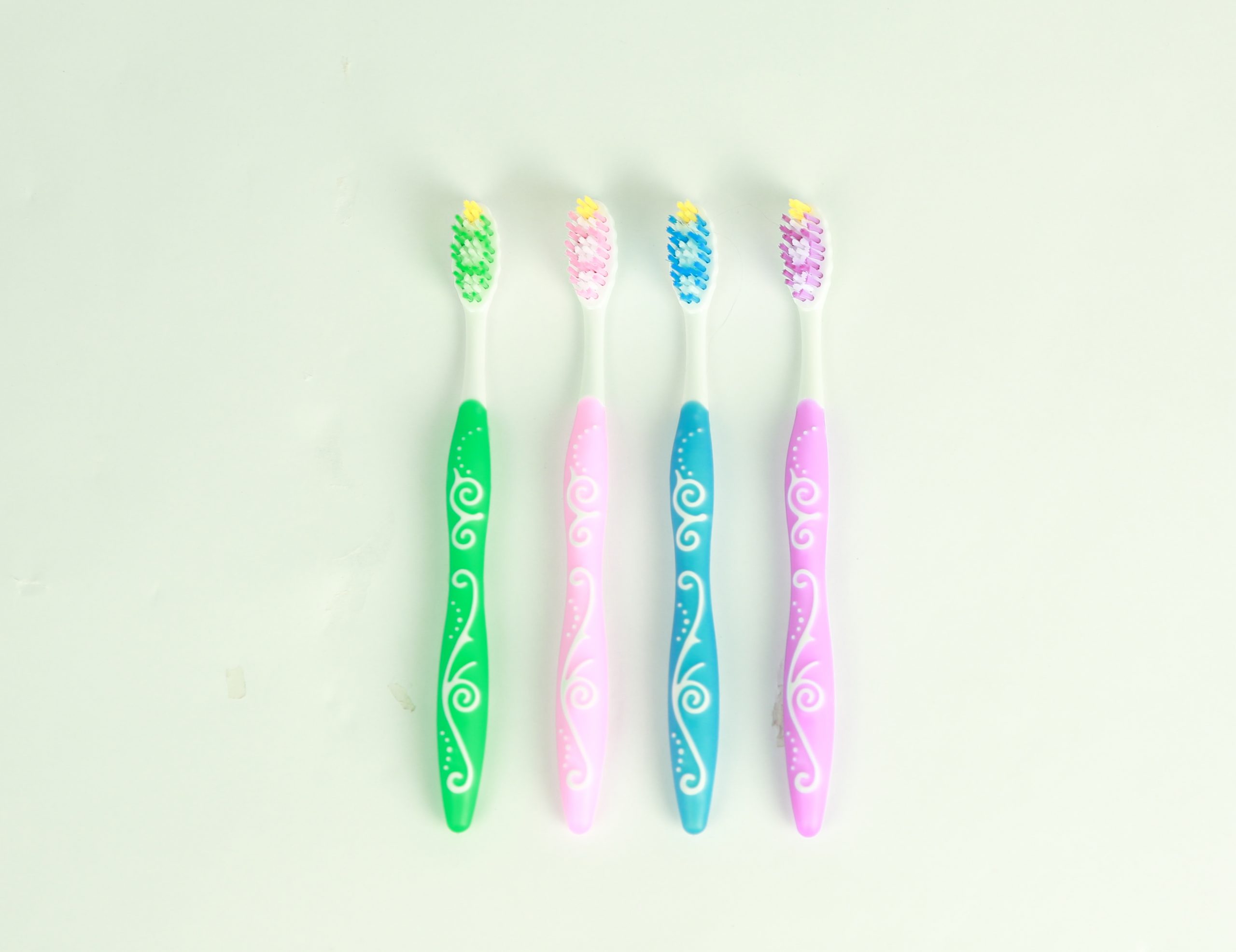 Adult toothbrush Model 6030