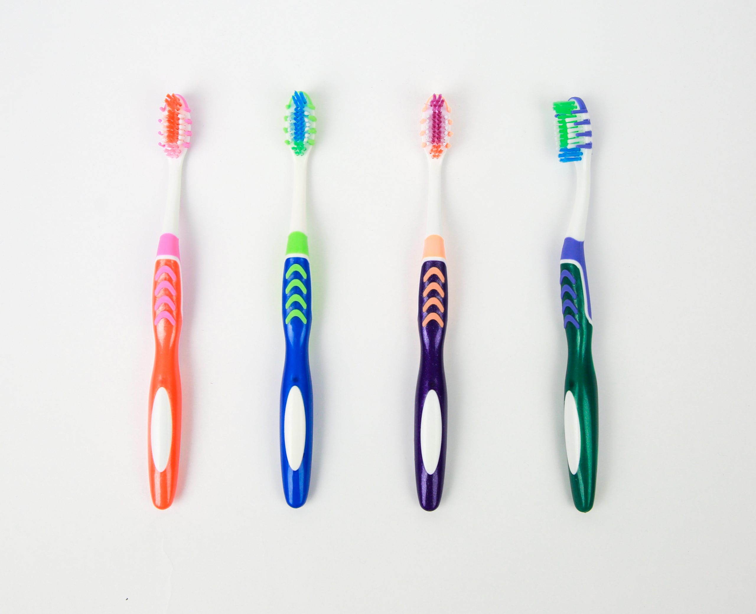 Adult toothbrush Model 8005