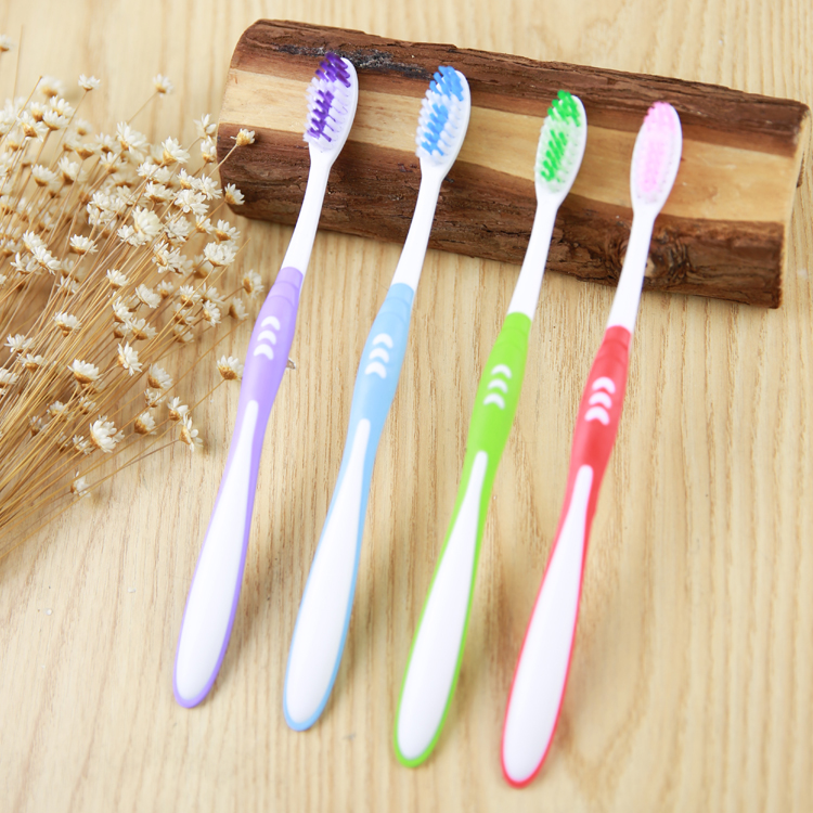 Adult toothbrush Model F8047