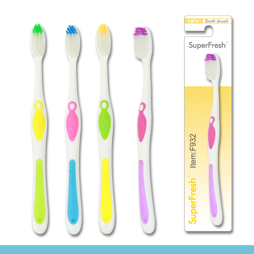 Adult toothbrush Model F932