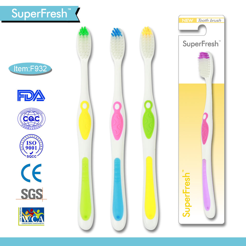 Adult toothbrush Model F932