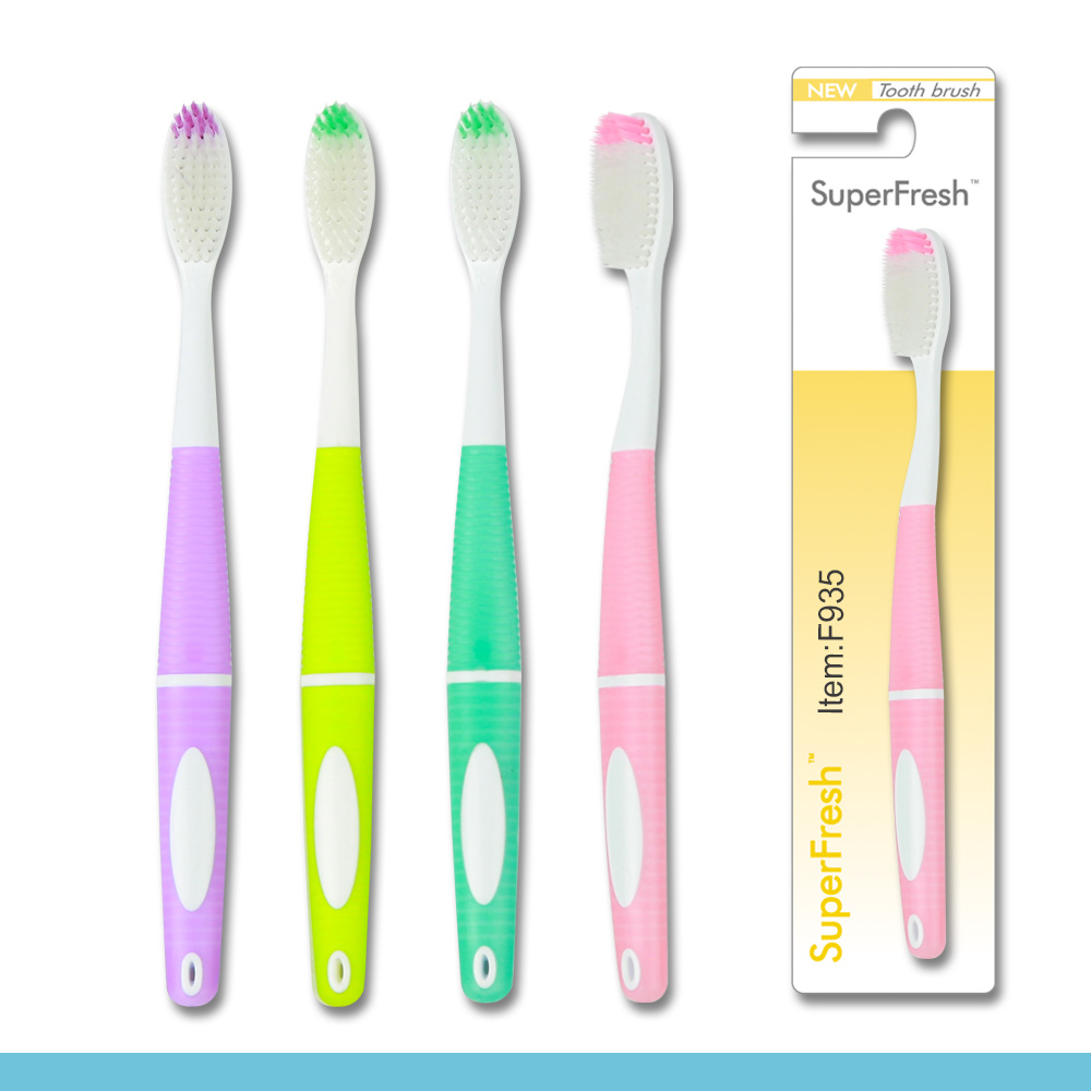 Adult toothbrush Model F935