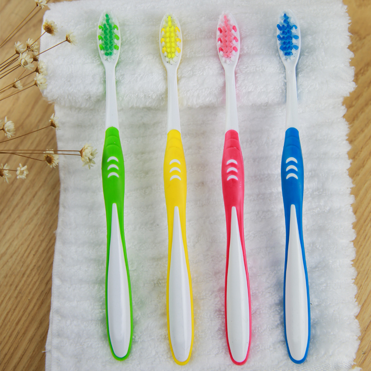 Adult toothbrush Model F878